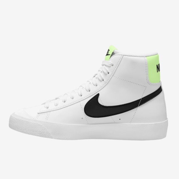 Nike Blazers Mid women’s size 7 / youth size 5.5 - Picture 3 of 11